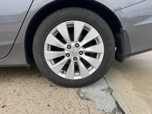 Used 2013 Honda Accord EX-L image 9