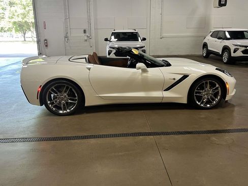 Used 2014 Chevrolet Corvette Stingray Convertible w/ 3LT Preferred Equipment Group RWD image 7