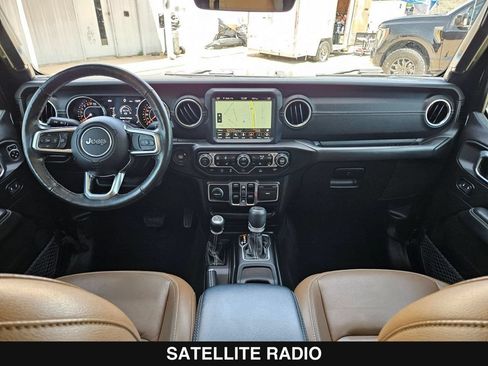 Used 2020 Jeep Gladiator Overland AWD/4WD image 19
