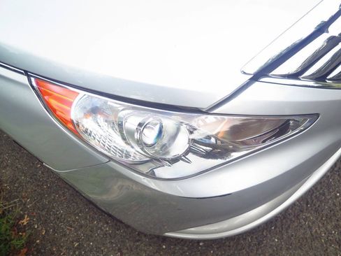 Used 2011 Hyundai Sonata SE FWD image 30
