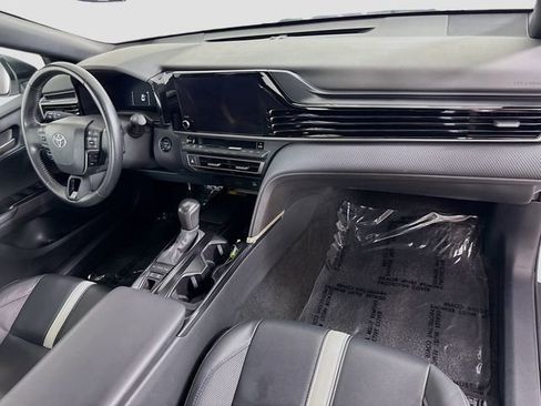 Certified 2025 Toyota Camry SE FWD image 29