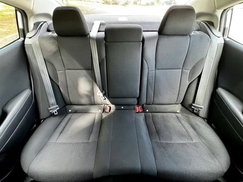 Used 2021 Subaru Legacy Premium image 32