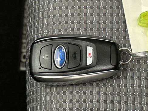 Used 2025 Subaru Forester Premium AWD/4WD image 37