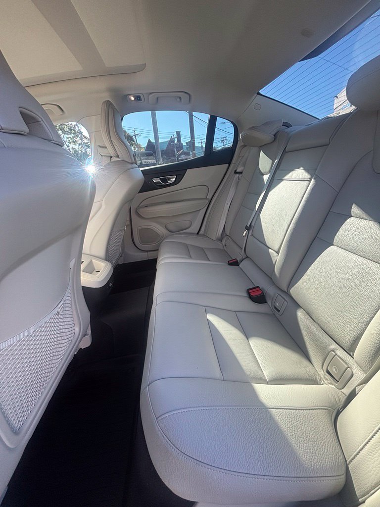 Used 2019 Volvo S60 T6 Momentum w/ Premium Package AWD/4WD image 19
