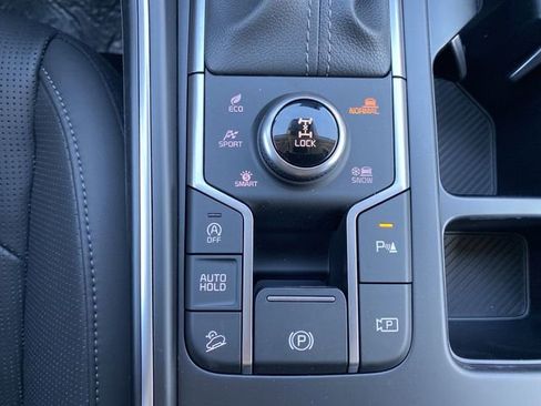 New 2025 Kia Sorento X-Line EX image 26