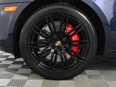 Used 2022 Porsche Macan GTS AWD/4WD image 21