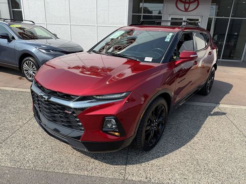 Used 2022 Chevrolet Blazer RS w/ Enhanced Convenience Package AWD/4WD image 2