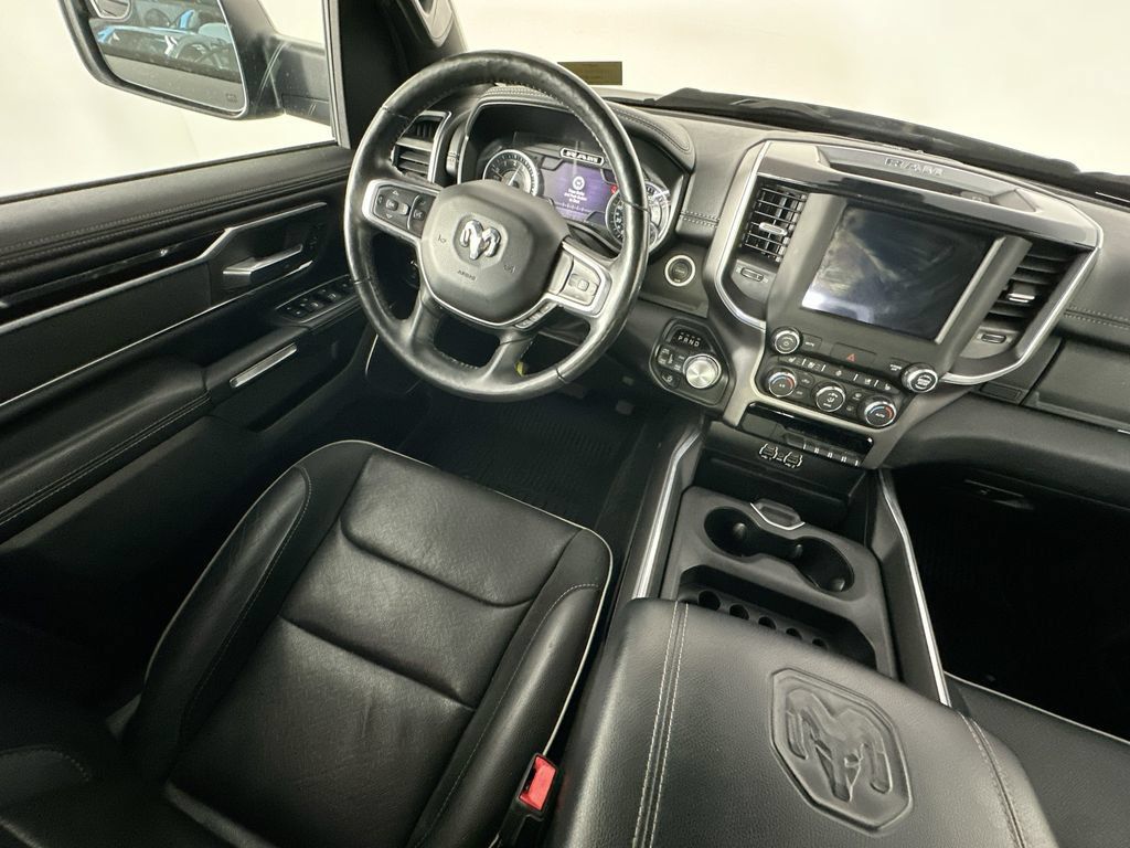 Used 2020 RAM 1500 Laramie w/ Sport Appearance Package AWD/4WD image 9