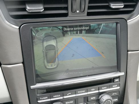 Used 2015 Porsche 911 Turbo image 32