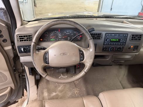 Used 2002 Ford F250 4x4 SuperCab Super Duty image 28