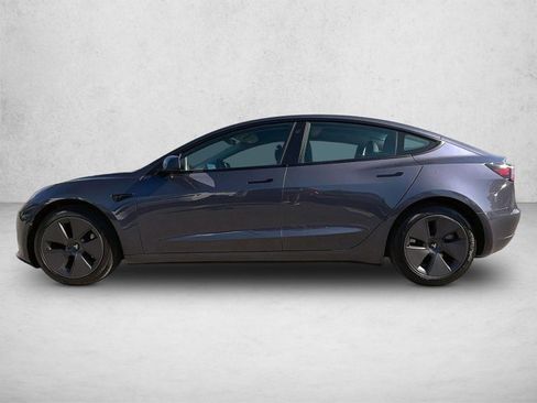 Used 2023 Tesla Model 3 Standard Range image 6