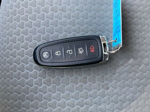 Used 2019 Ford Escape SE AWD/4WD image 33