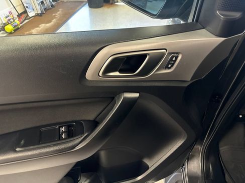 Used 2019 Ford Ranger XLT w/ Equipment Group 302A Luxury AWD/4WD image 5