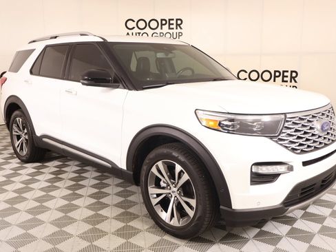Used 2020 Ford Explorer Platinum w/ Premium Technology Package AWD/4WD image 1