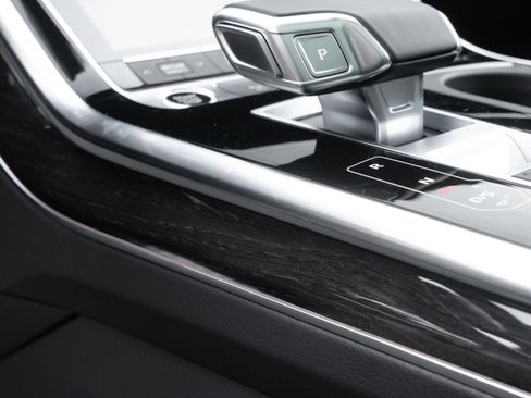 New 2026 Audi Q7 Premium image 19