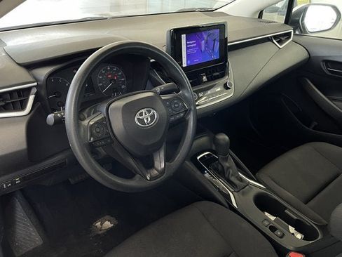 Used 2024 Toyota Corolla LE FWD image 13