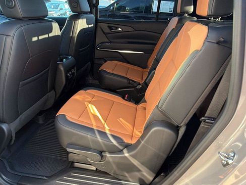 New 2027 Chevrolet Traverse Z71 w/ Driver Confidence Package AWD/4WD image 20