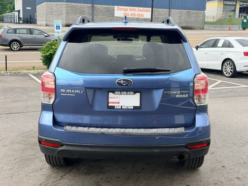 Used 2017 Subaru Forester 2.5i Touring AWD/4WD image 5