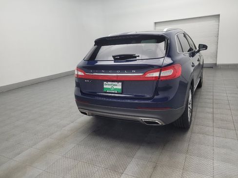 Used 2018 Lincoln MKX Reserve w/ Driver Assistance Package FWD image 9