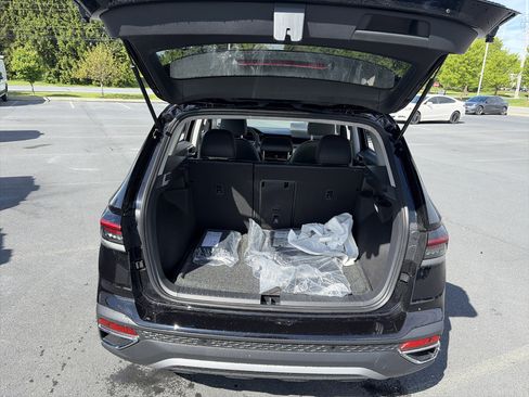 New 2026 Volkswagen Taos SEL AWD/4WD image 16