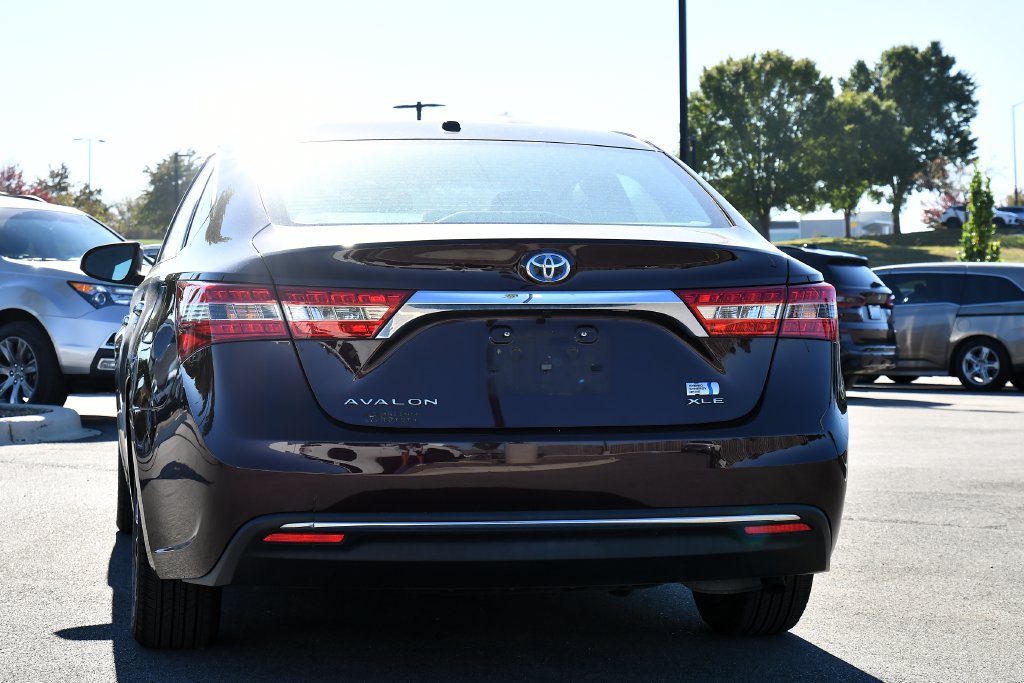 Used 2018 Toyota Avalon XLE Premium FWD image 10