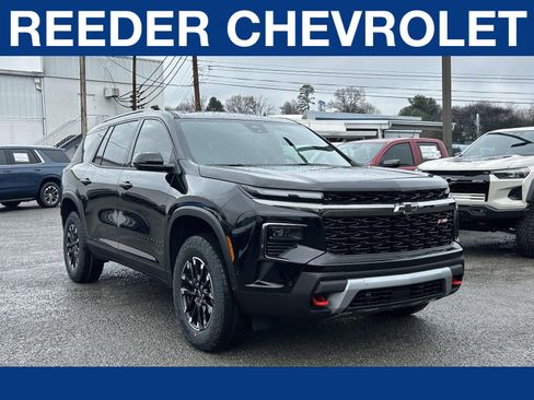 New 2026 Chevrolet Traverse Z71 w/ Enhanced Driving Package image 1