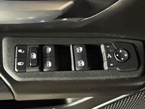 Certified 2025 RAM 1500 Big Horn image 13