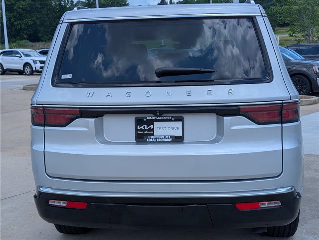 Used 2024 Jeep Wagoneer 4WD w/ Convenience Group I image 8