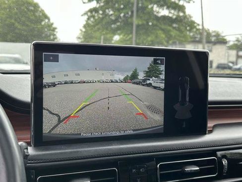 Used 2021 Lincoln Nautilus Reserve AWD/4WD image 40