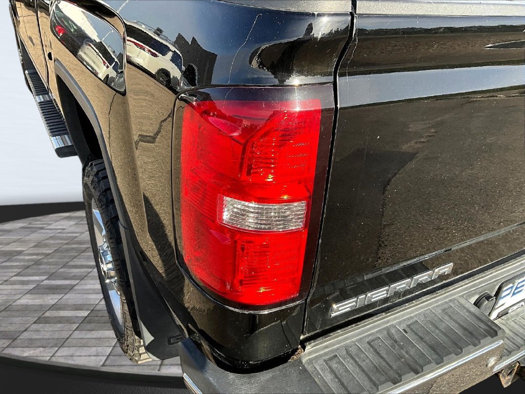 Used 2016 GMC Sierra 2500 SLE w/ SLE Preferred Package AWD/4WD image 25