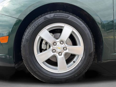 Used 2014 Chevrolet Cruze LT image 23