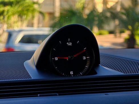 Used 2021 Porsche Panamera 4 image 72