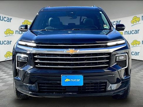 Used 2025 Chevrolet Traverse High Country w/ LPO, Floor Liner Package image 3