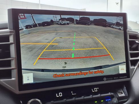 Used 2024 Toyota Tundra Limited w/ Power Package AWD/4WD image 15