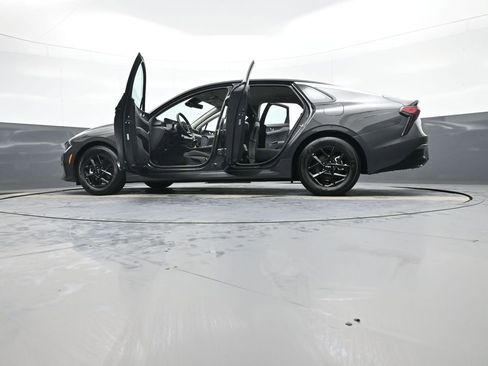 Used 2025 Kia K5 LXS image 48