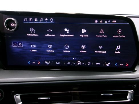 New 2026 Chevrolet Traverse LT w/ Driver Confidence Package image 4