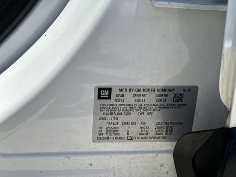 Used 2021 Buick Encore GX Essence FWD image 34