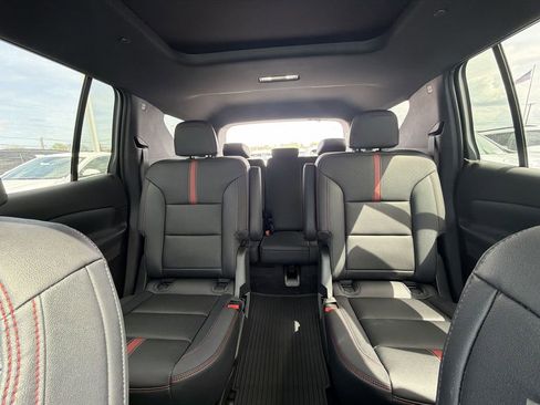 New 2026 Chevrolet Traverse RS image 29