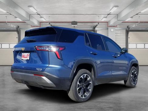 New 2026 Chevrolet Equinox LT w/ Convenience Package II image 4