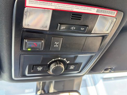 Used 2021 Toyota Tacoma TRD Off-Road image 18