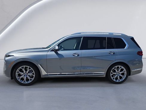 Used 2025 BMW X7 xDrive40i w/ Premium Package AWD/4WD image 6