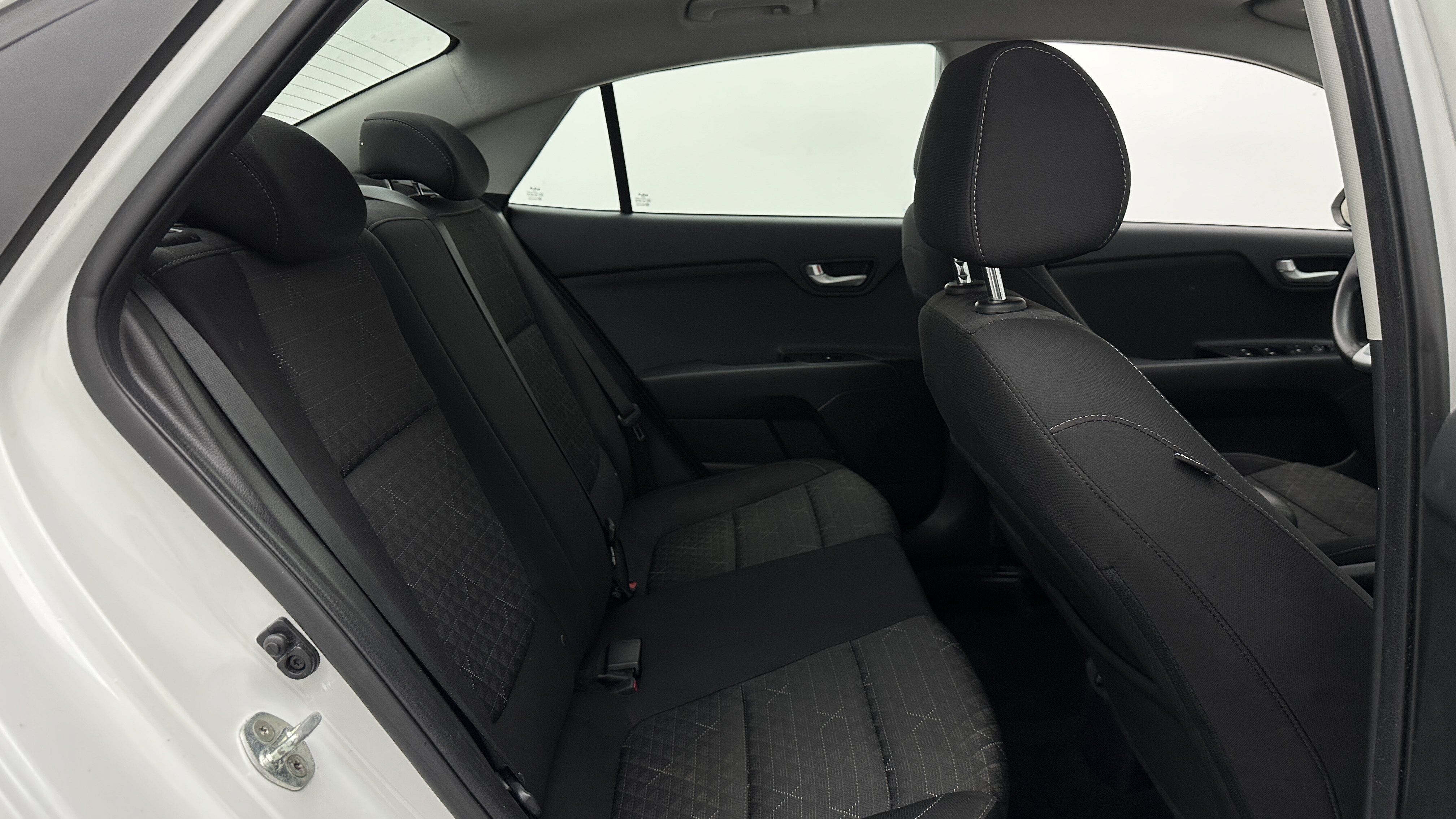 Used 2023 Kia Rio S w/ Technology Package FWD image 32