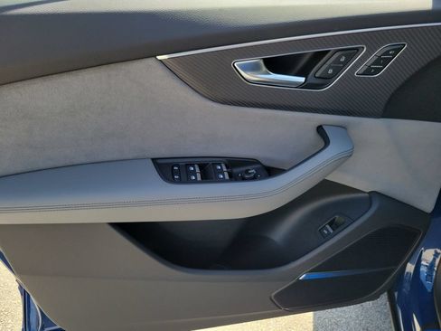 New 2026 Audi SQ8 Premium Plus AWD/4WD image 18