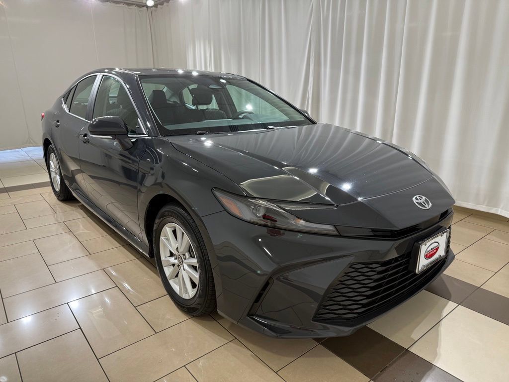 Used 2026 Toyota Camry LE FWD image 7