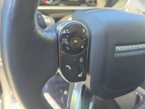 Used 2020 Land Rover Discovery HSE Luxury AWD/4WD image 19