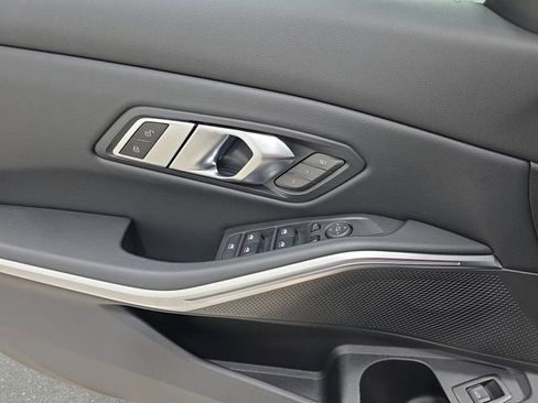 Certified 2023 BMW 330i xDrive Sedan w/ Parking Assistance Package image 25