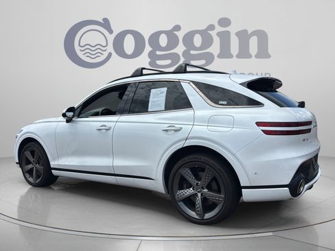 Used 2025 Genesis GV70 2.5T w/ Sport Prestige Package AWD/4WD image 3