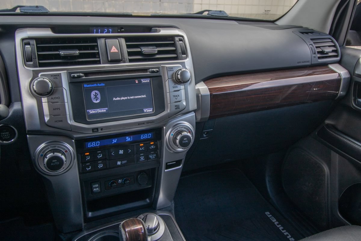 Used 2016 Toyota 4Runner Limited AWD/4WD image 27