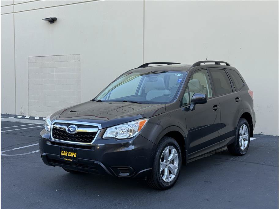 Used 2015 Subaru Forester 2.5i Premium w/ All-Weather Package AWD/4WD image 4