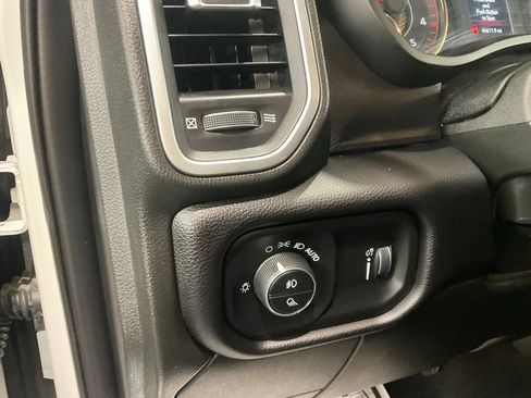 Used 2024 RAM 3500 Big Horn AWD/4WD image 7